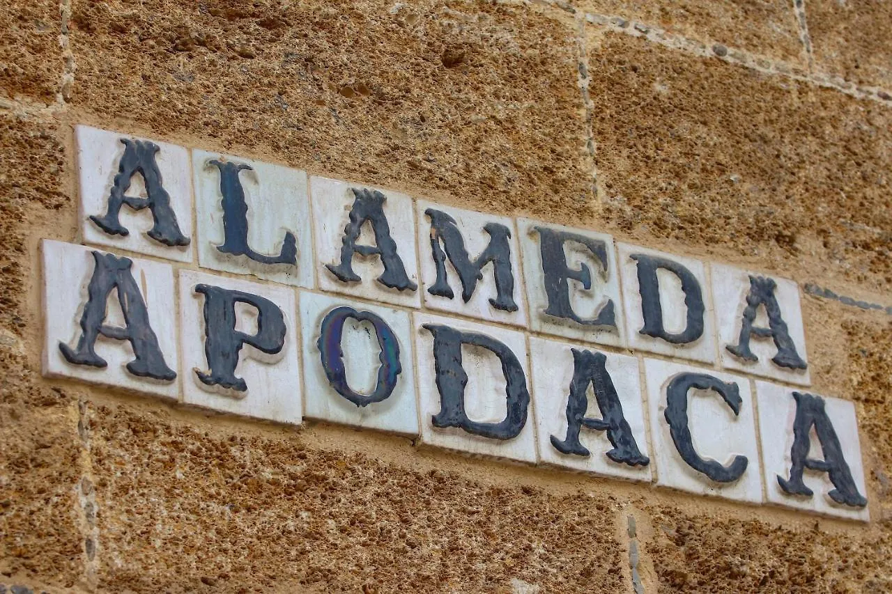 Apartamento Con Patio En Cadiz Centro 아파트